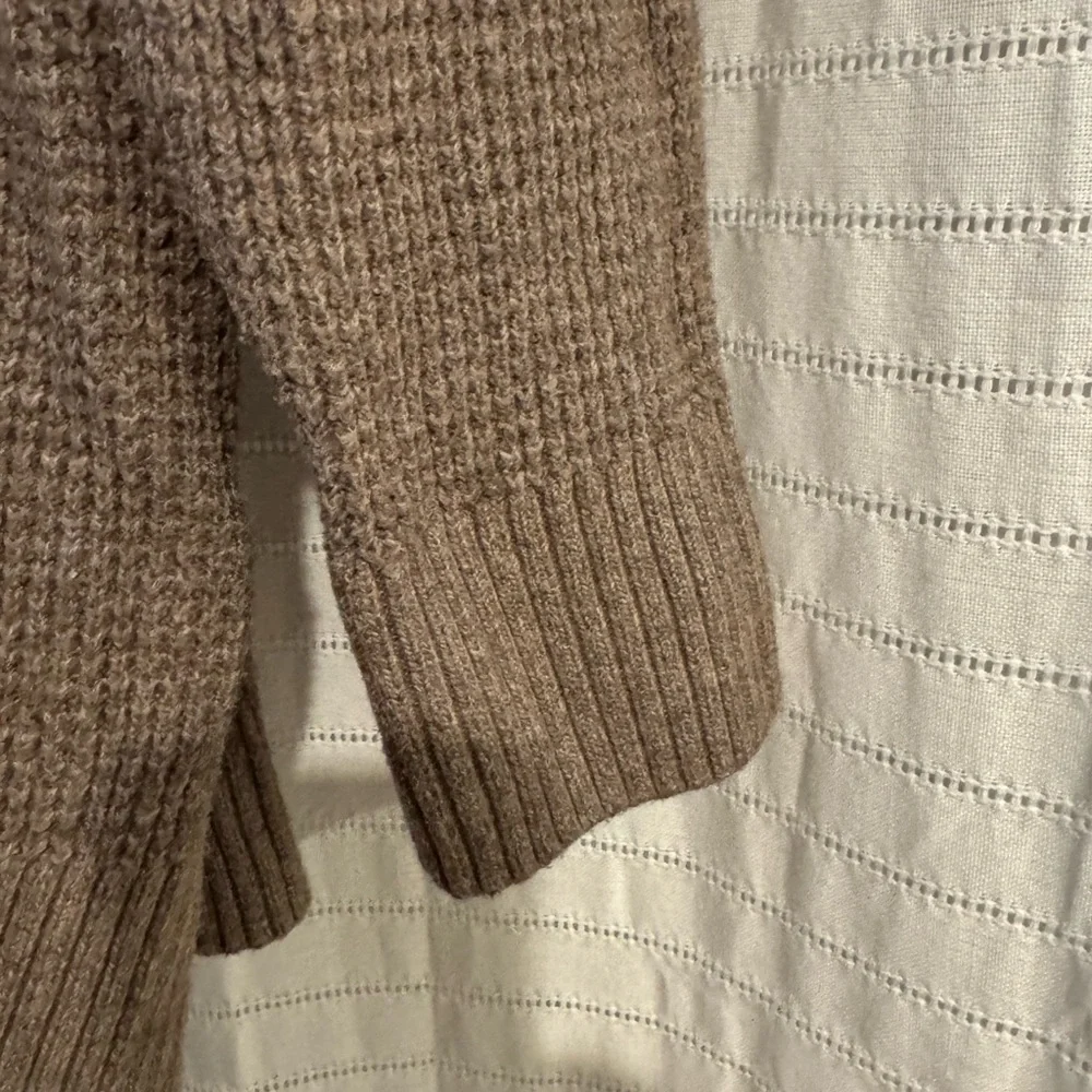 Old Navy SoSoft Mocha Crewneck Sweater Size XL - Picture 4 of 6